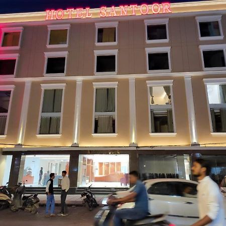 Hotel Santoor Варанасі Екстер'єр фото