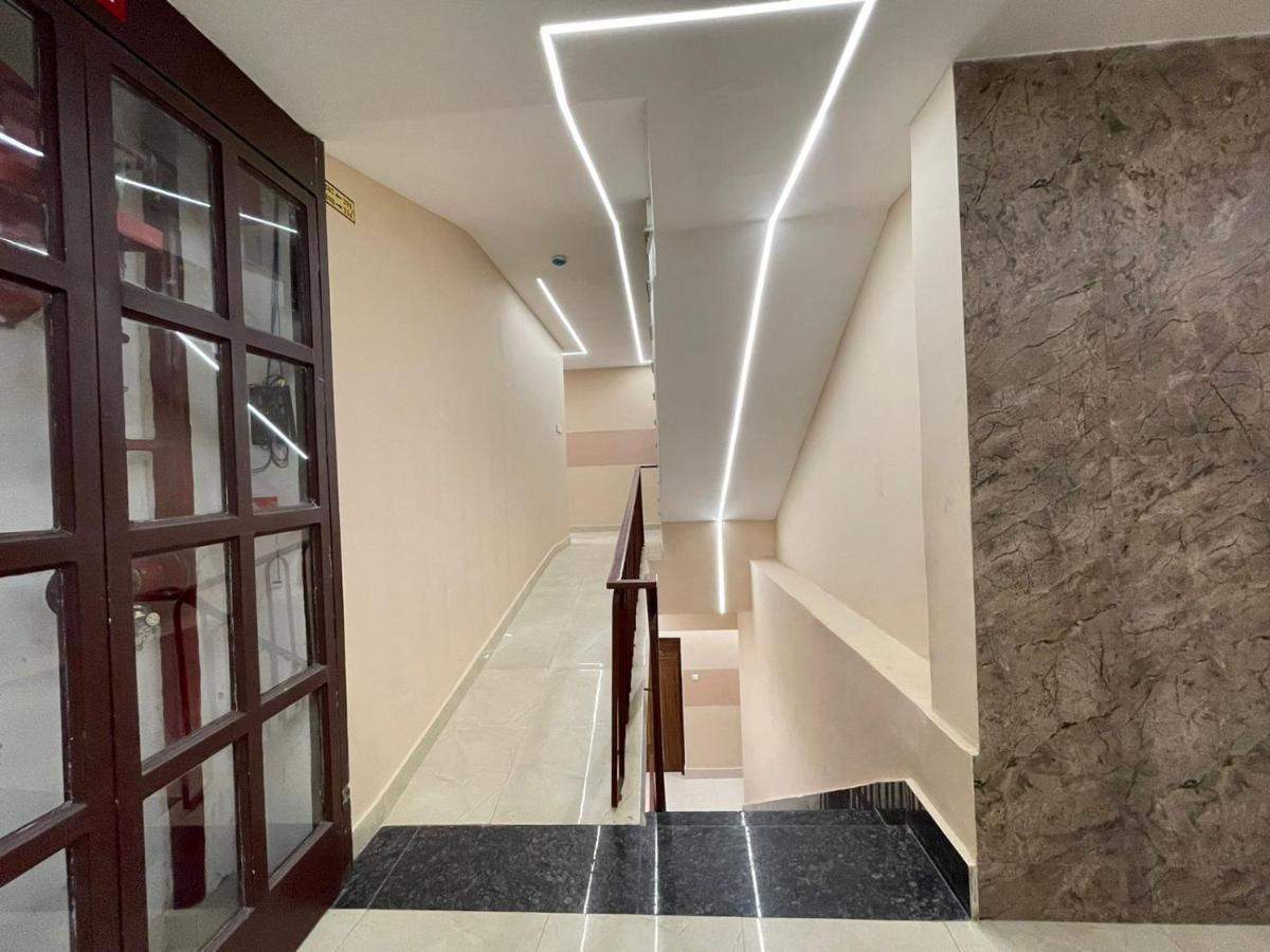 Hotel Santoor Варанасі Екстер'єр фото