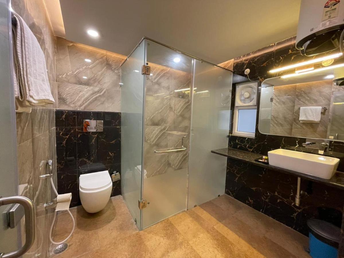 Hotel Santoor Варанасі Екстер'єр фото